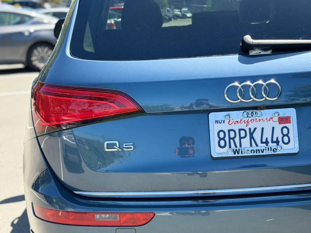 Used 2016 Audi Q5 2.0T Premium Plus w/ Technology Package AWD/4WD image 10