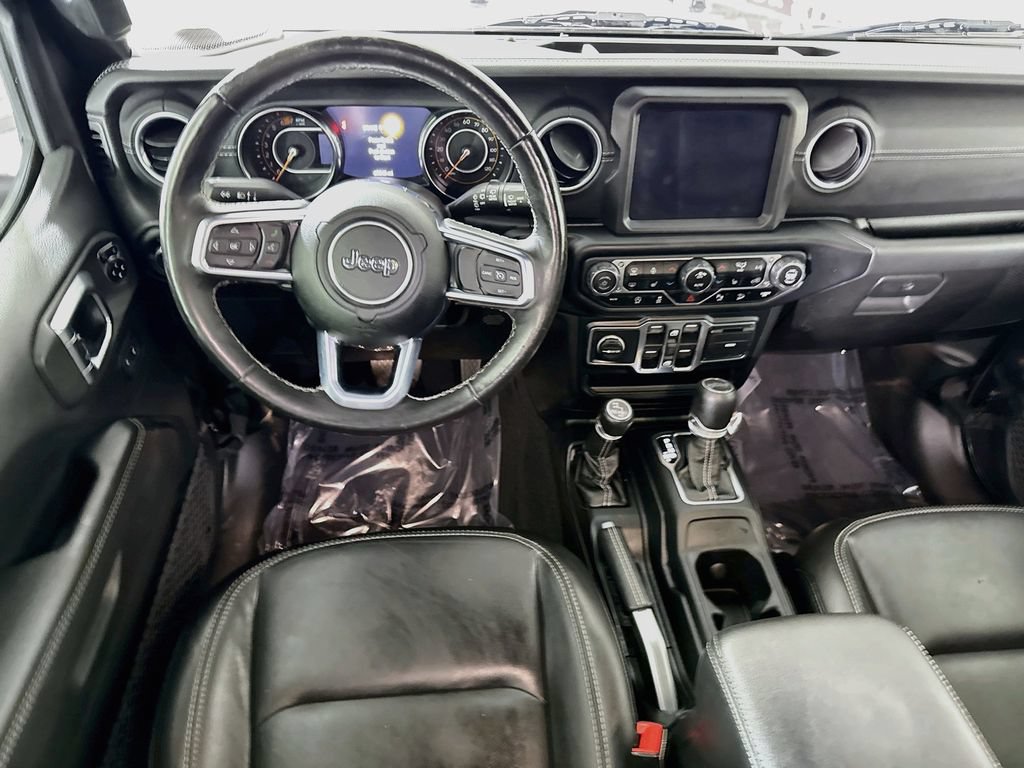 Used 2020 Jeep Wrangler Unlimited Sahara AWD/4WD image 4