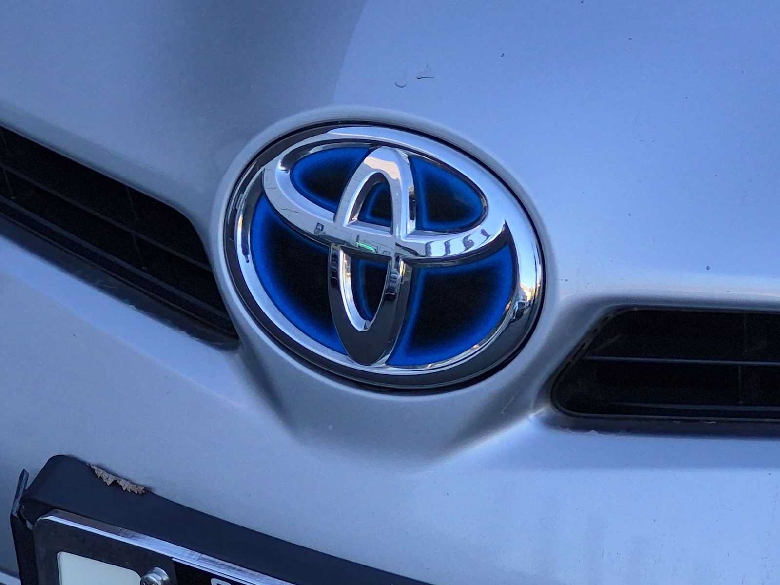 Used 2013 Toyota Prius Prime Plug-In Hybrid FWD image 12