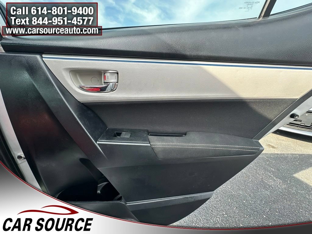 Used 2016 Toyota Corolla LE FWD image 26