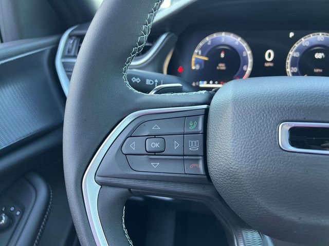 New 2025 Jeep Grand Cherokee L Laredo w/ Luxury Tech Group I image 16