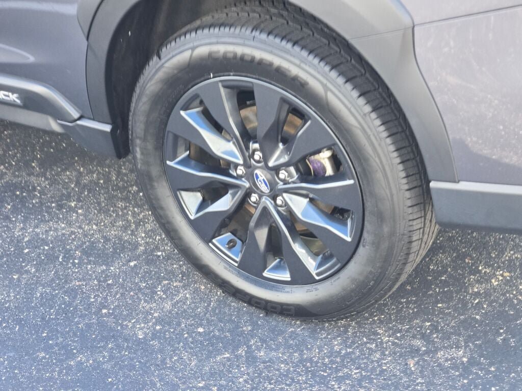 Certified 2024 Subaru Outback Onyx Edition XT AWD/4WD image 14