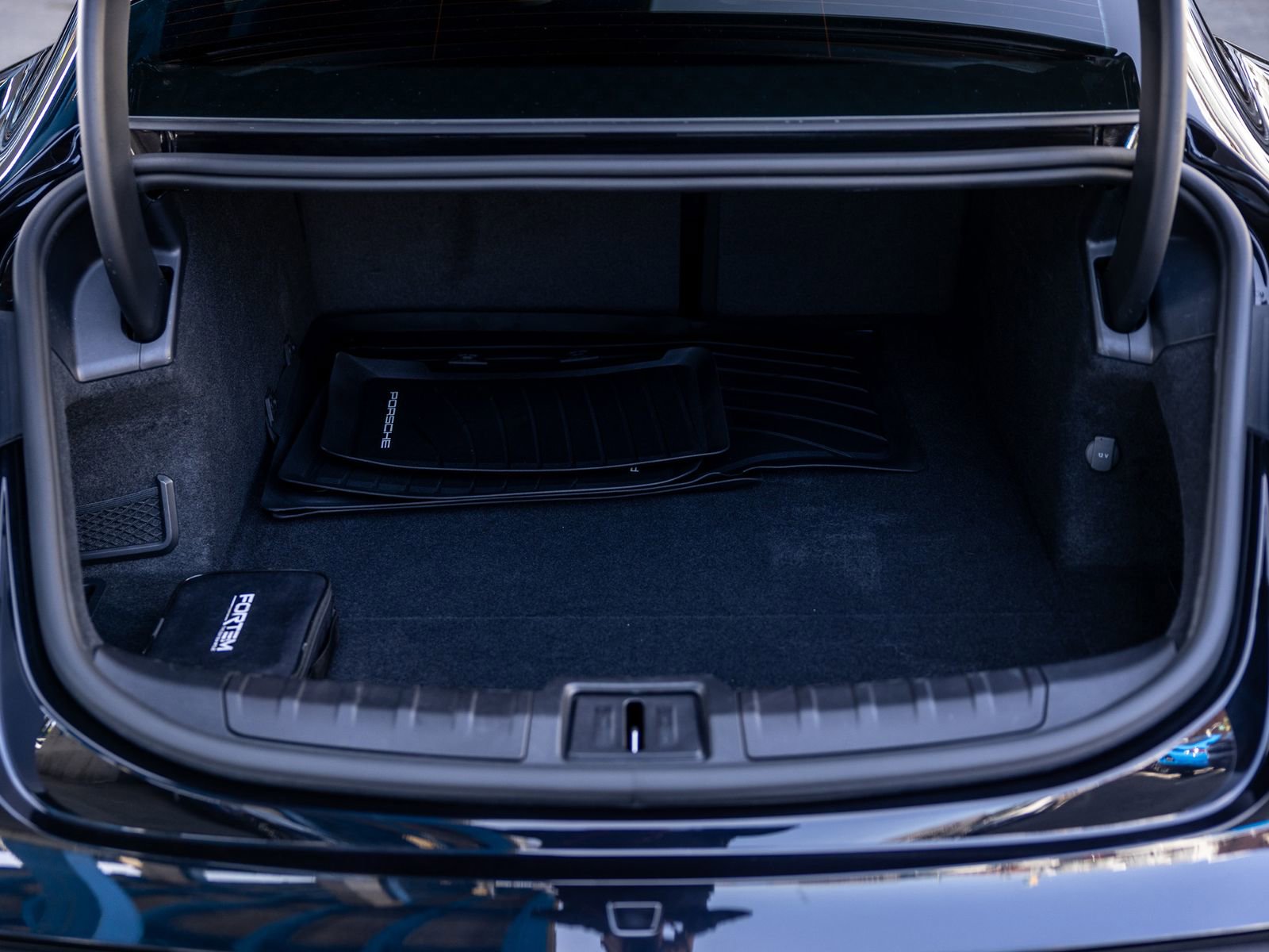 Certified 2023 Porsche Taycan RWD image 37