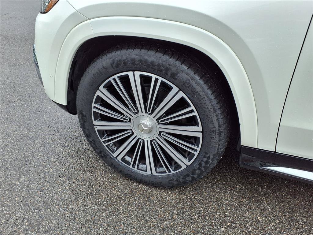 Certified 2023 Mercedes-Benz Maybach GLS 600 4MATIC image 9