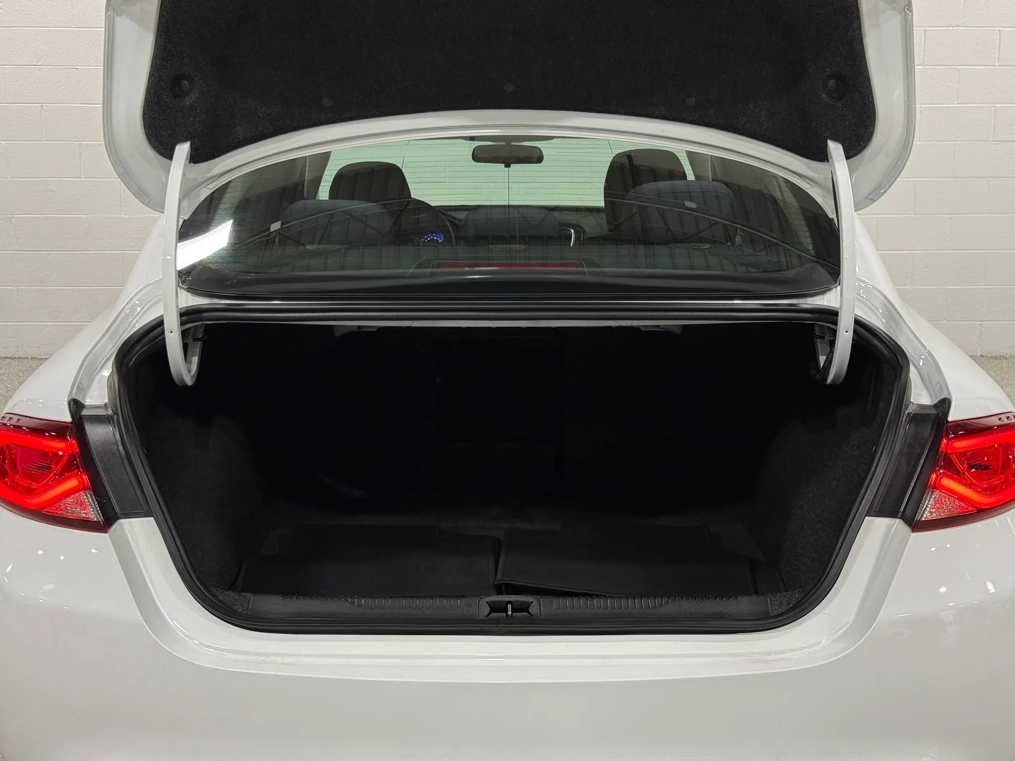 Used 2017 Chrysler 200 LX FWD image 59