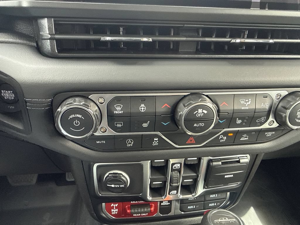 New 2026 Jeep Gladiator Mojave AWD/4WD image 18