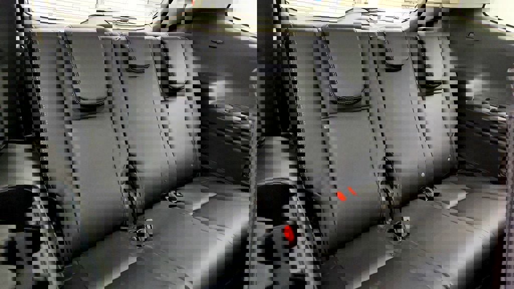 Used 2023 Subaru Ascent Limited AWD/4WD image 41