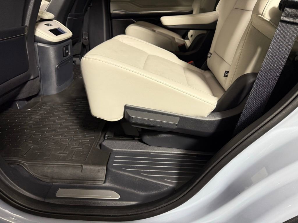 Certified 2025 Lincoln Navigator Reserve image 47