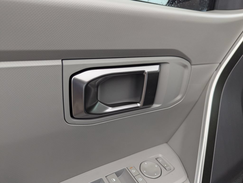 New 2027 Kia Seltos S FWD image 18