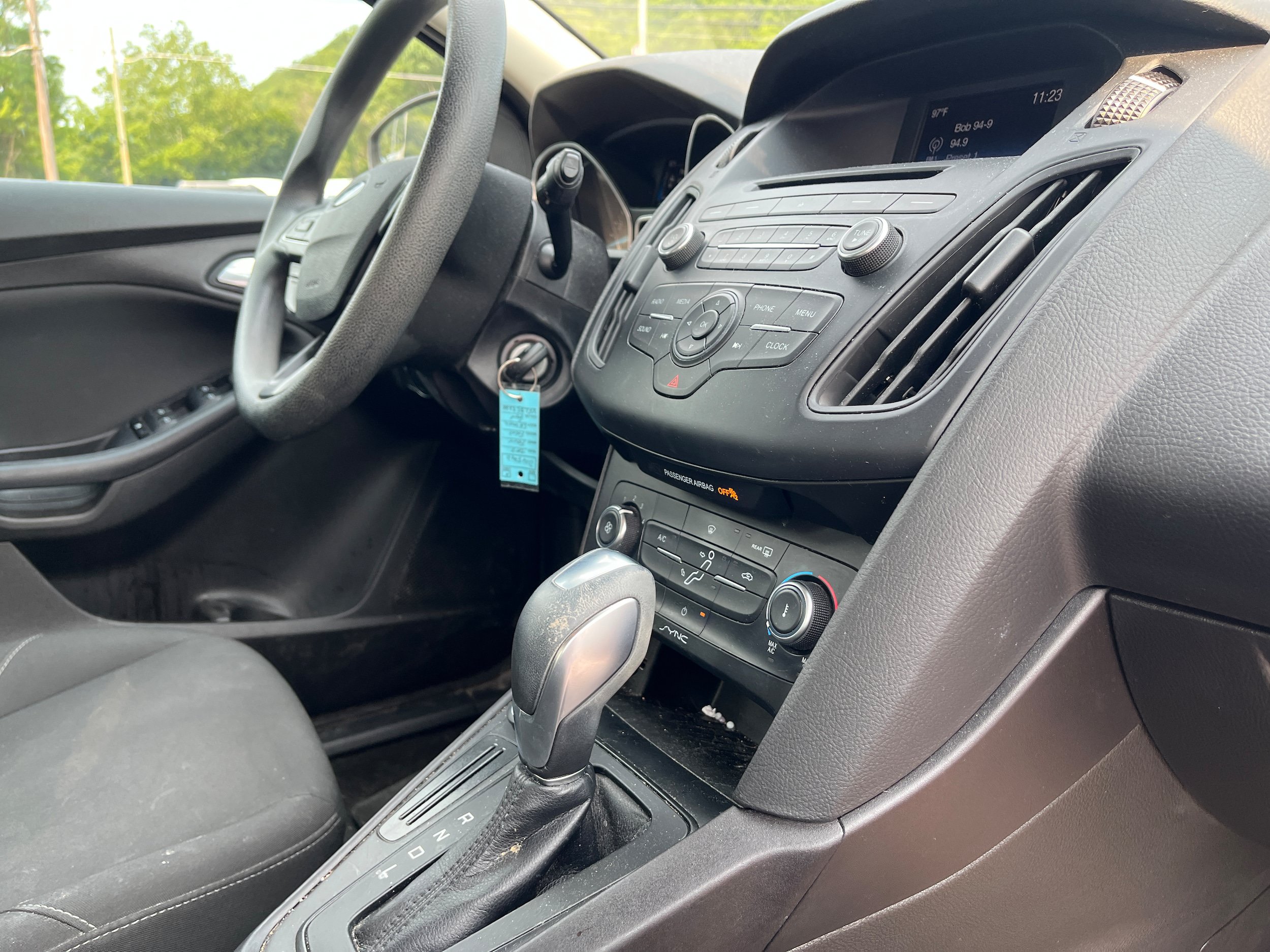 Used 2015 Ford Focus SE FWD image 13