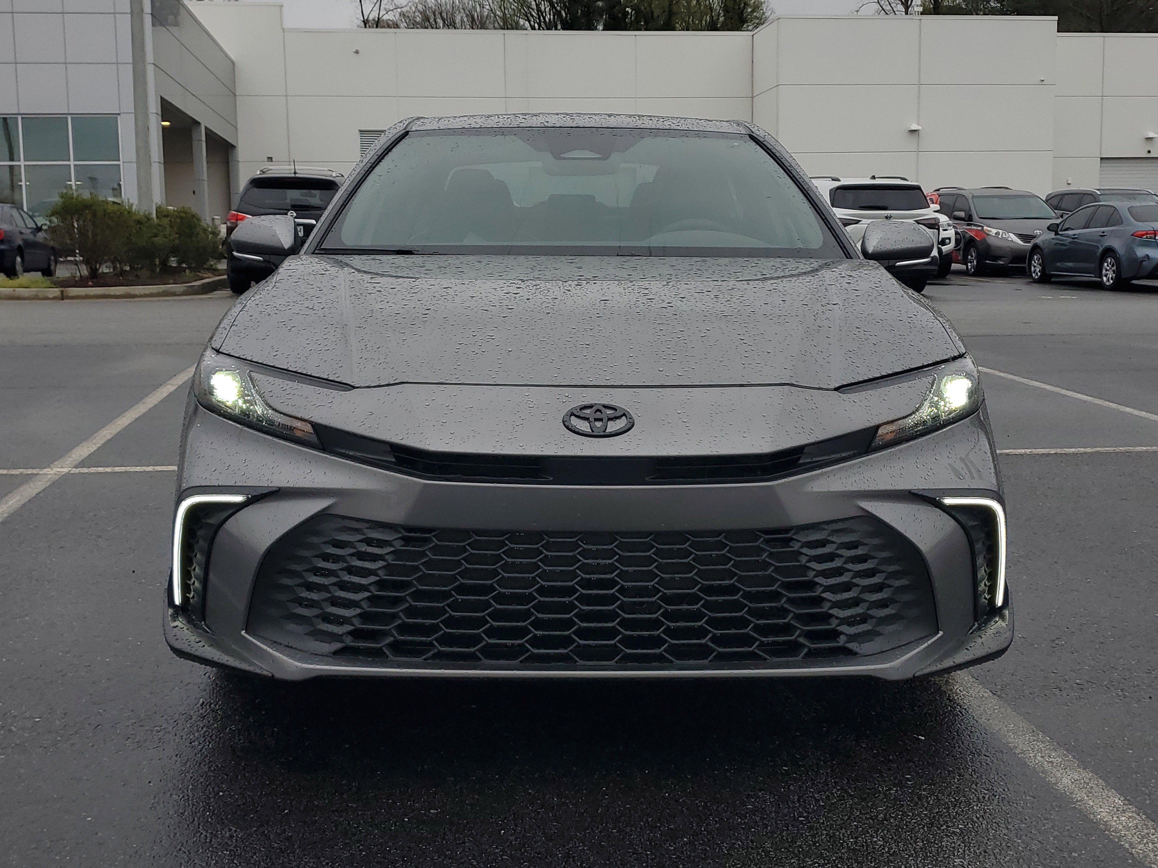New 2026 Toyota Camry SE image 2