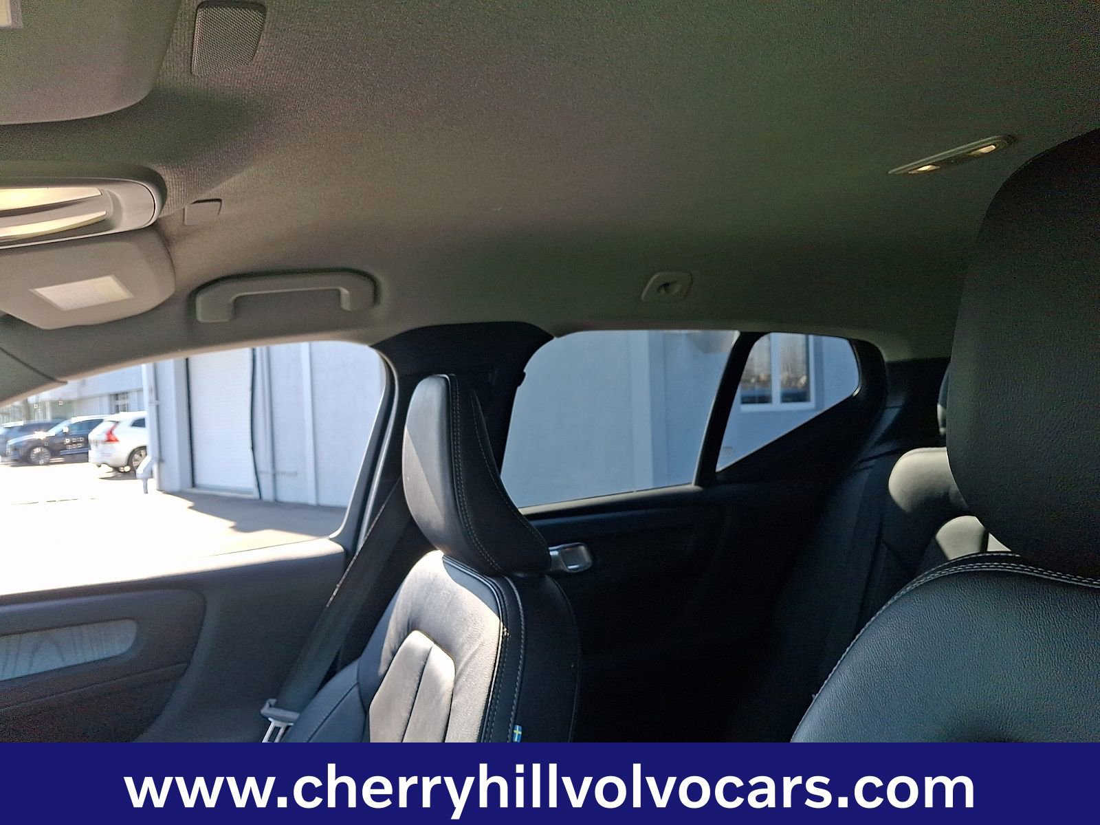 Certified 2023 Volvo XC40 B5 Core w/ Climate Package image 15