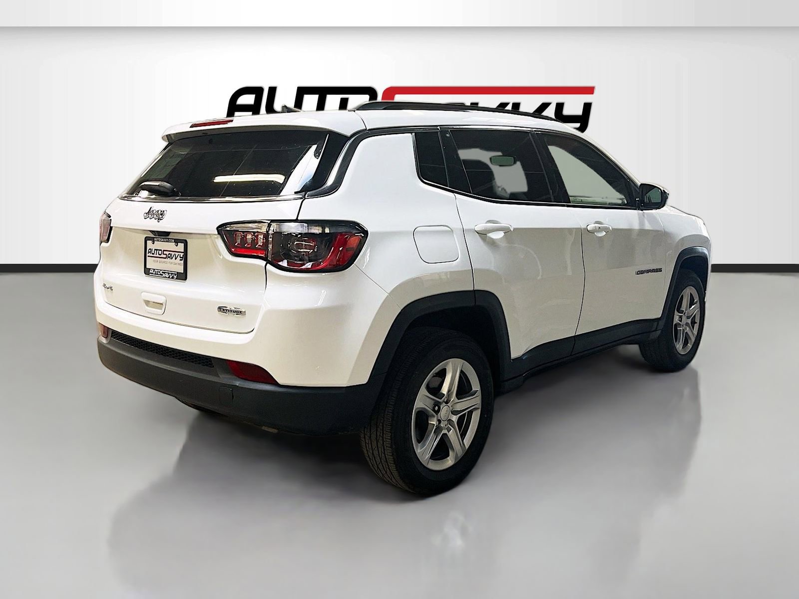 Used 2024 Jeep Compass Latitude w/ Altitude Special Edition image 7