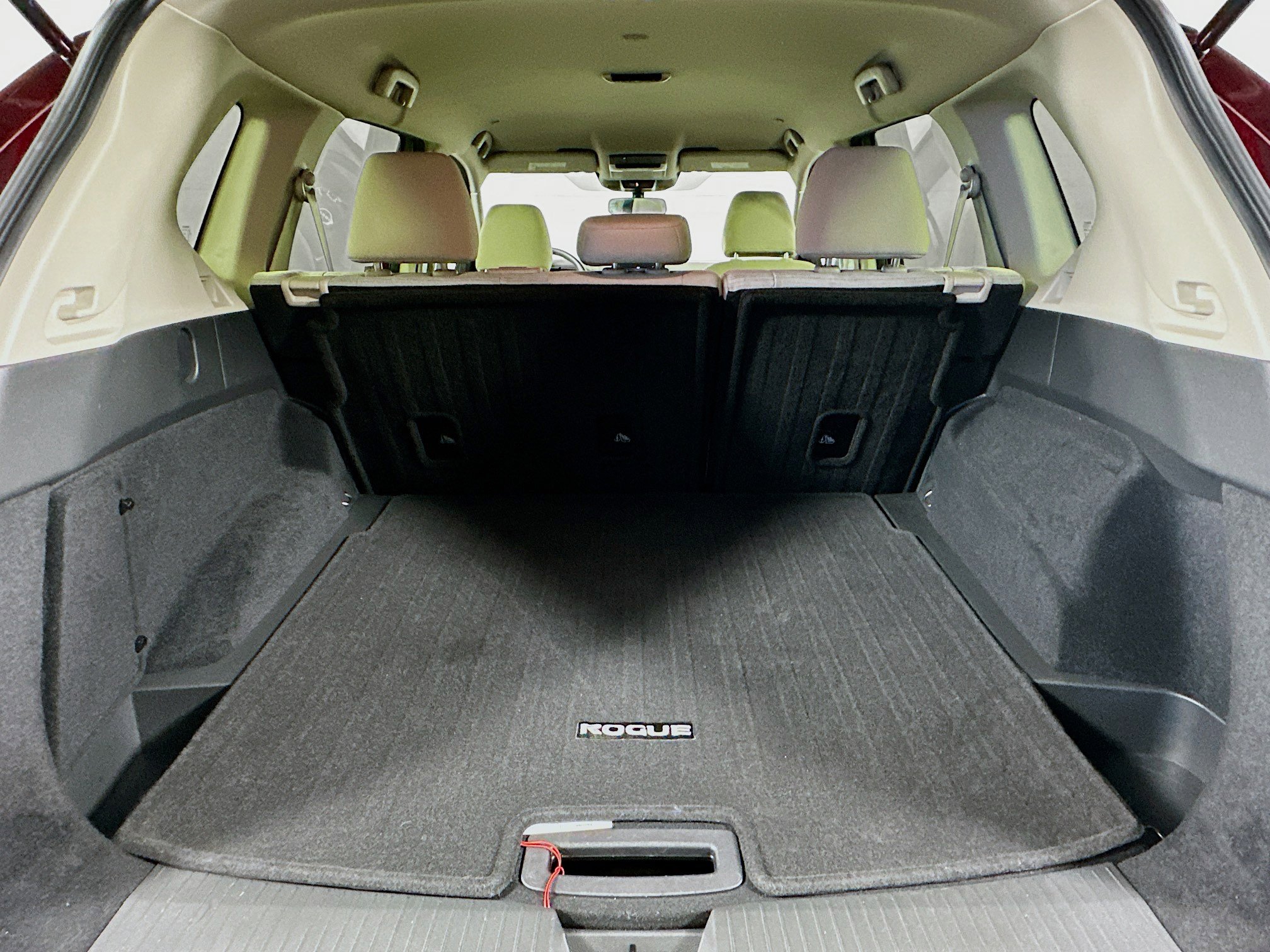 Used 2023 Nissan Rogue SV FWD image 27