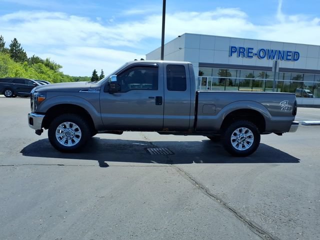 Used 2014 Ford F250 XLT w/ XLT Premium Package AWD/4WD image 4