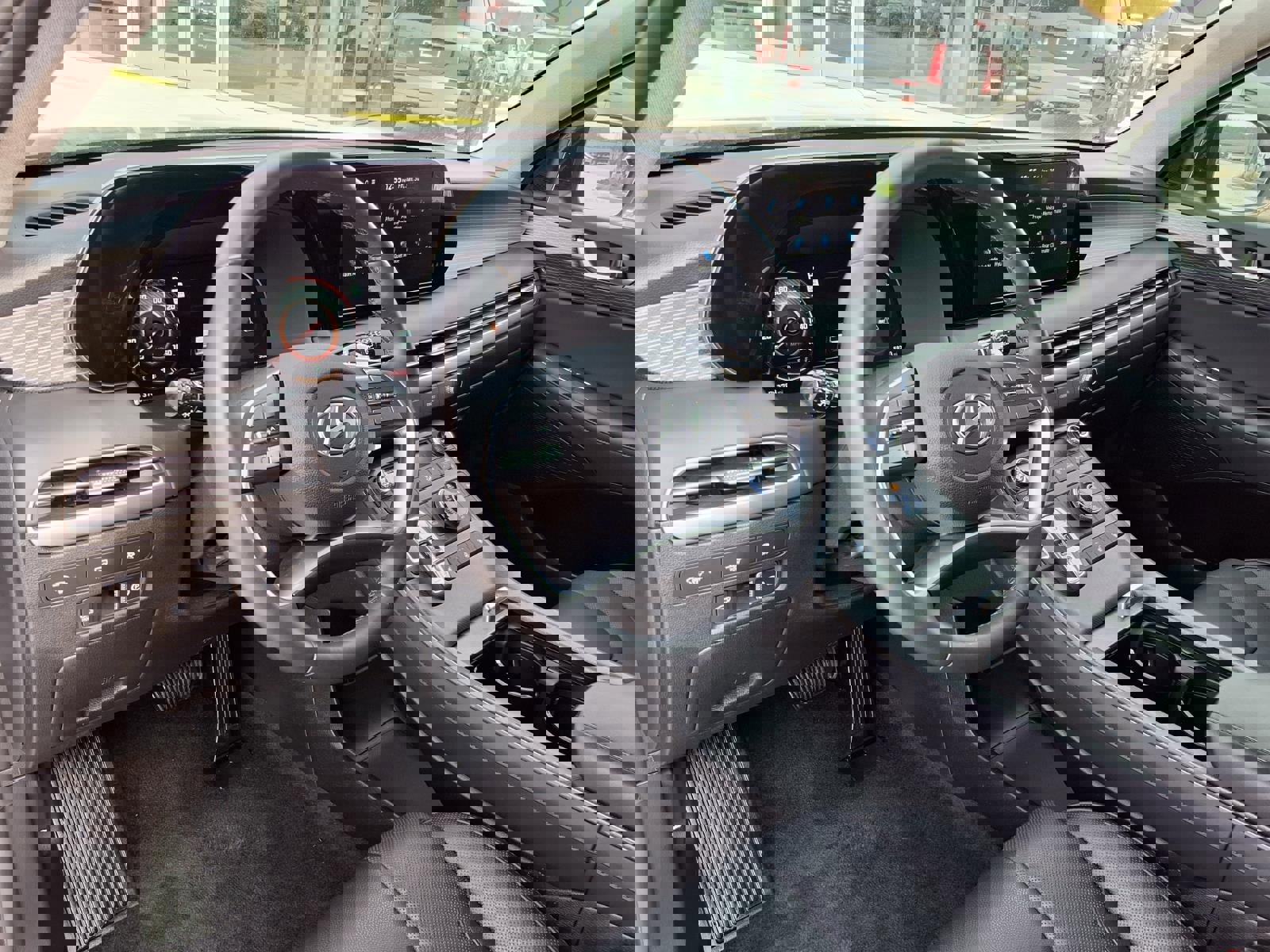 Used 2025 Hyundai Palisade Limited image 14