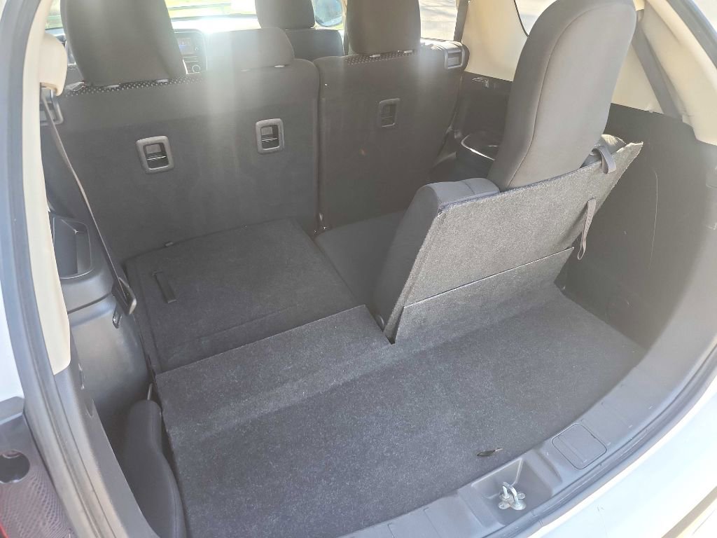 Used 2019 Mitsubishi Outlander ES image 26