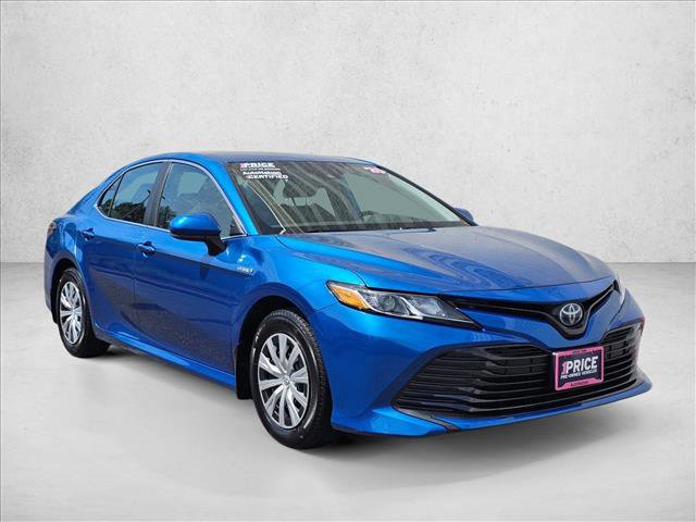 Used 2020 Toyota Camry LE FWD image 7