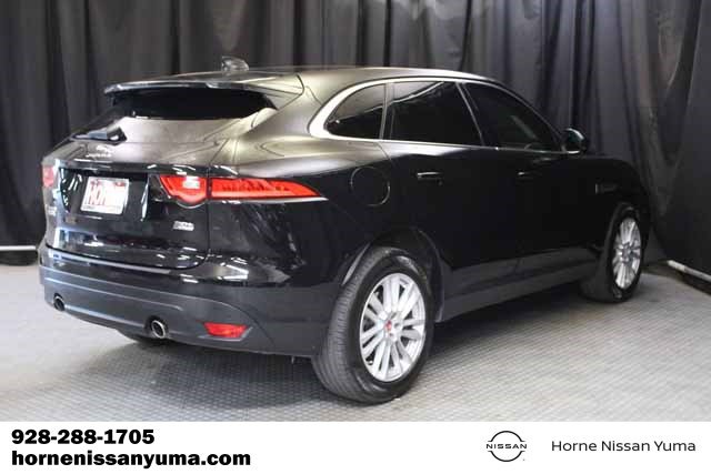 Used 2020 Jaguar F-PACE Prestige image 13