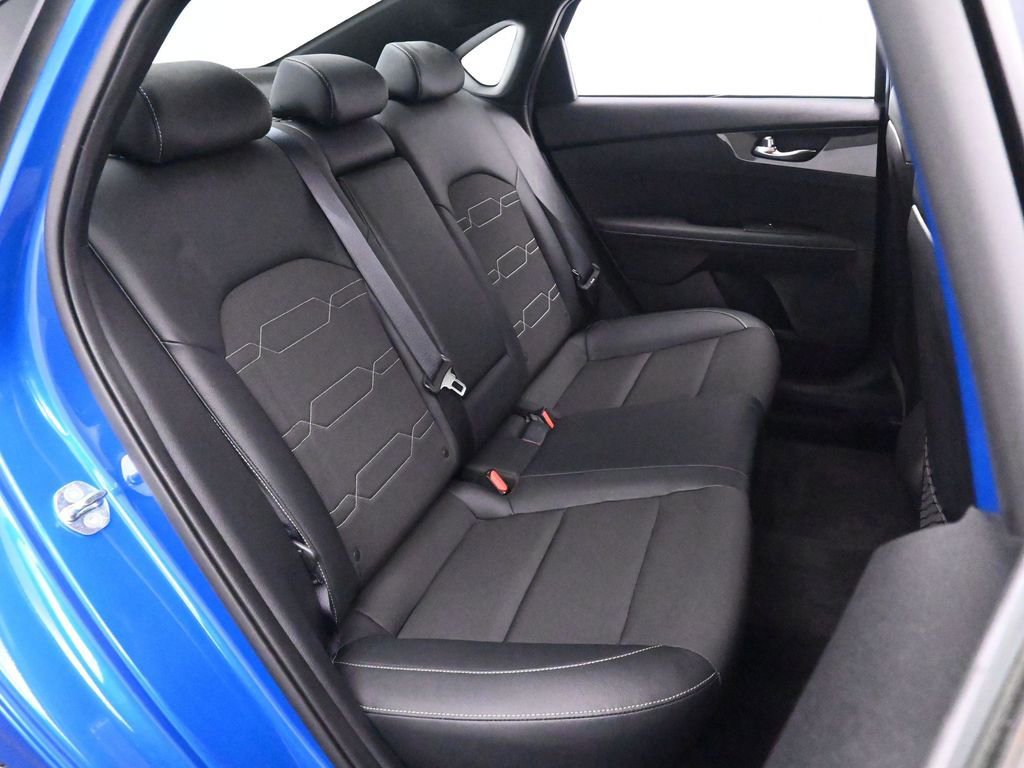Used 2023 Kia Forte GT-Line w/ GT-Line Technology Package FWD image 22