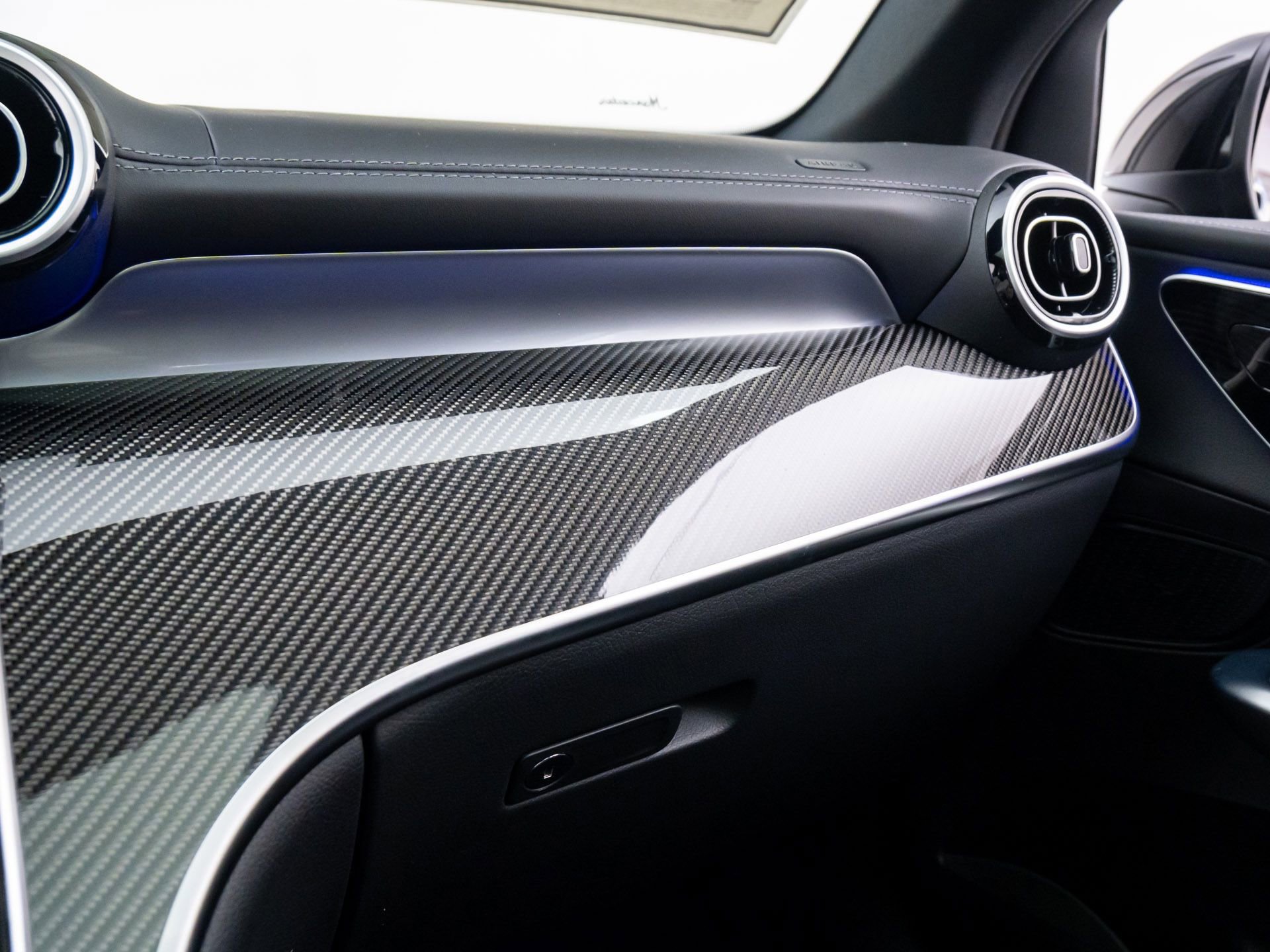 New 2026 Mercedes-Benz GLC 43 AMG 4MATIC image 30