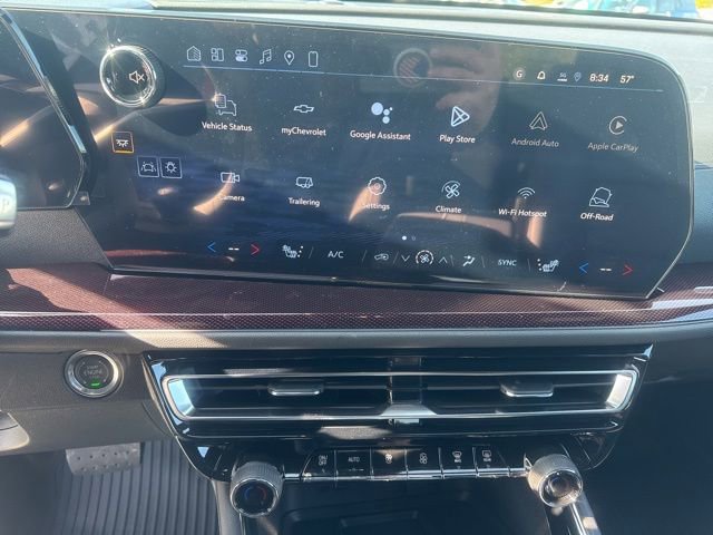 New 2026 Chevrolet Traverse Z71 w/ LPO, Floor Liner Package AWD/4WD image 17