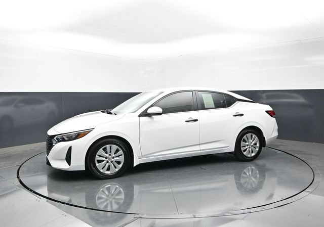 Used 2025 Nissan Sentra S FWD image 3
