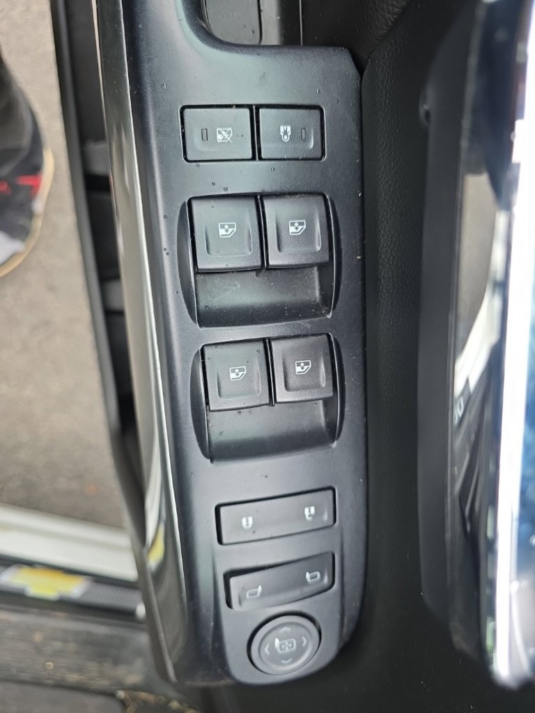 Used 2019 Chevrolet Silverado 1500 LT w/ All Star Edition AWD/4WD image 13