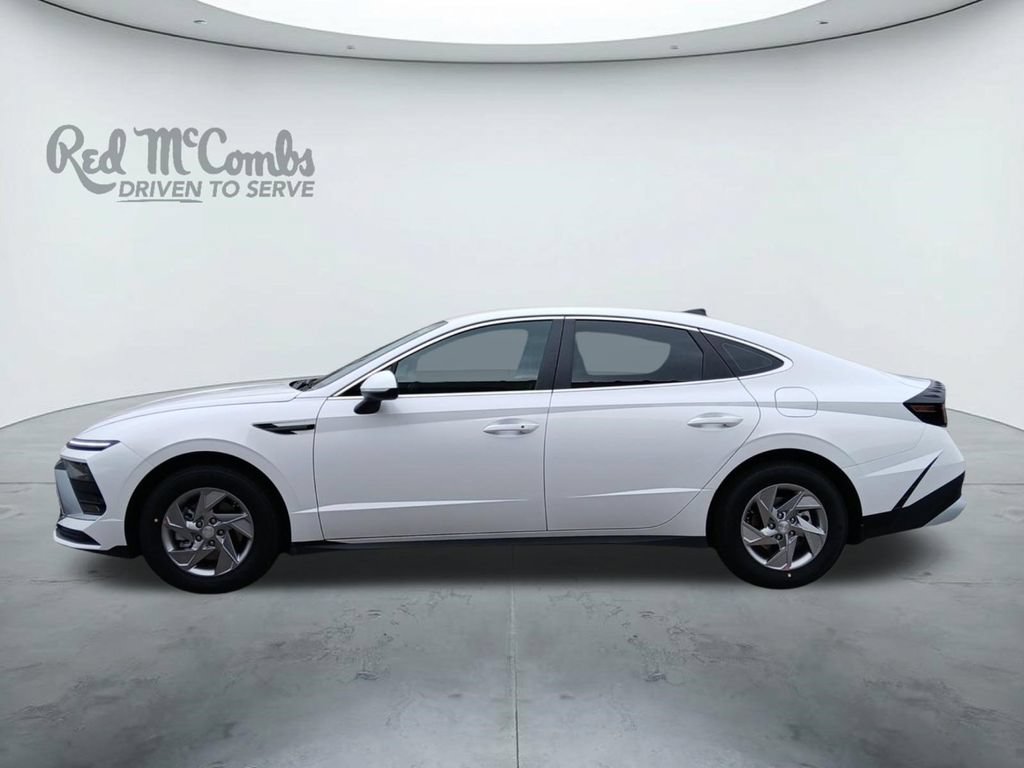 New 2026 Hyundai Sonata SE FWD image 2