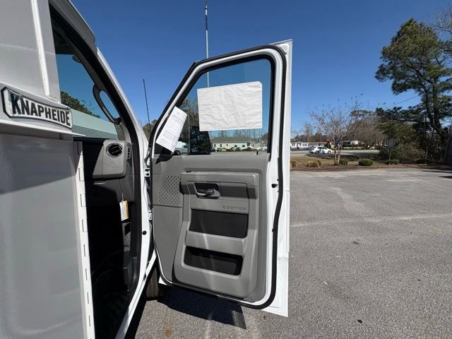 New 2025 Ford E-350 and Econoline 350 Super Duty w/ Power Equipment Group image 24
