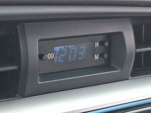 Used 2016 Toyota Corolla LE image 29