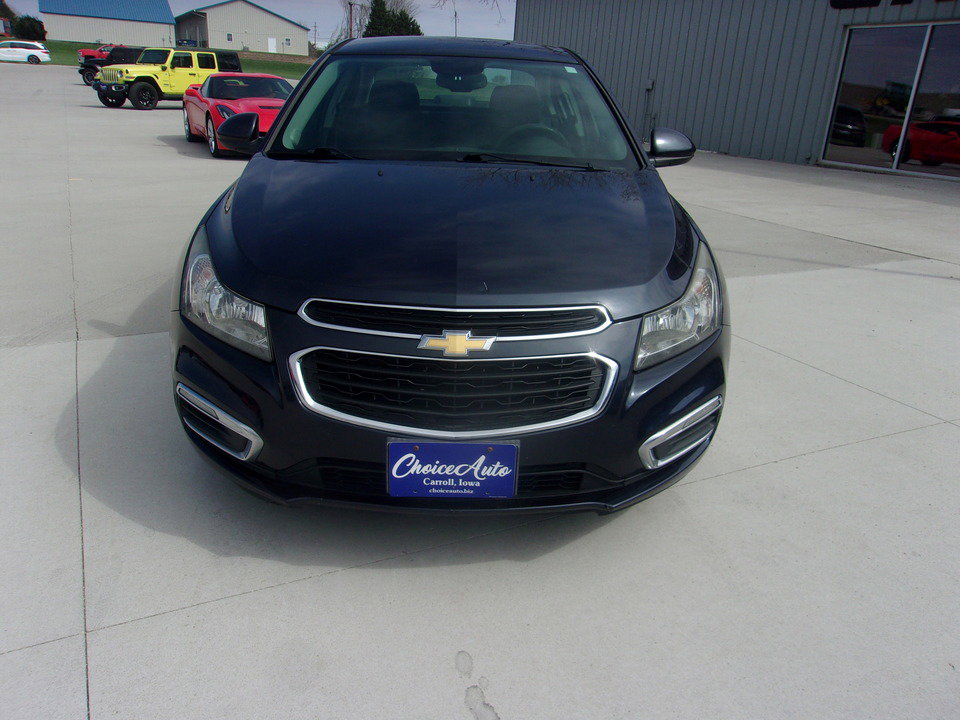 Used 2016 Chevrolet Cruze LT FWD image 4