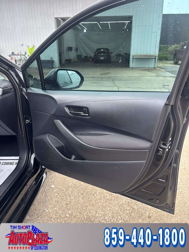 Used 2026 Toyota Corolla LE FWD image 13