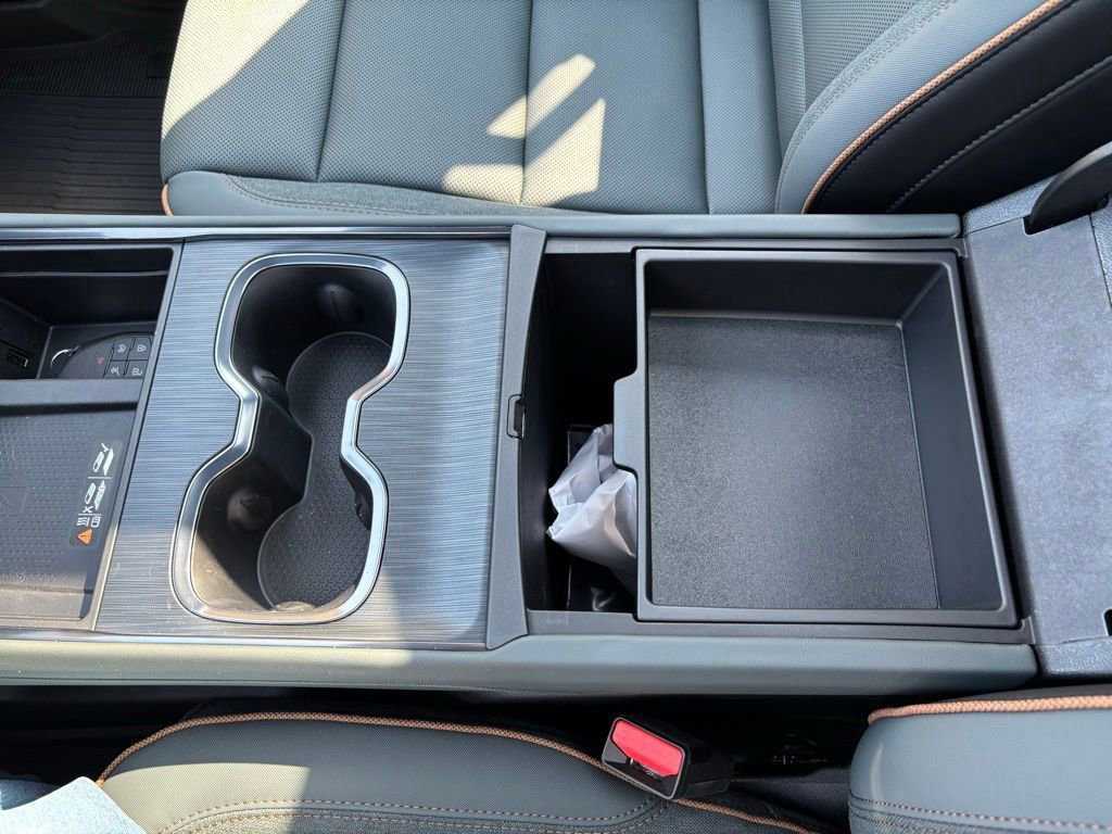 New 2026 GMC Acadia AT4 w/ Super Cruise Package image 35