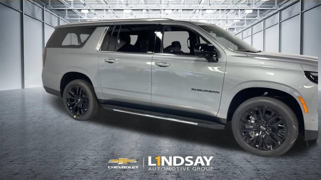 New 2026 Chevrolet Suburban Premier AWD/4WD image 3