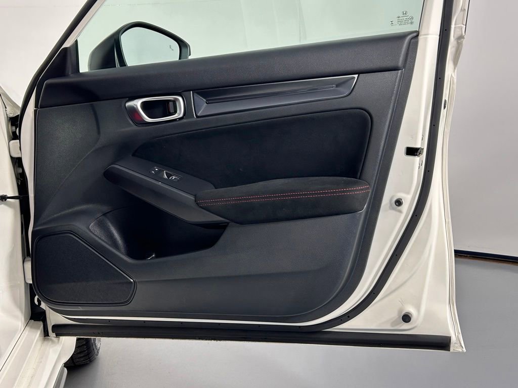Used 2023 Honda Civic Type R image 10