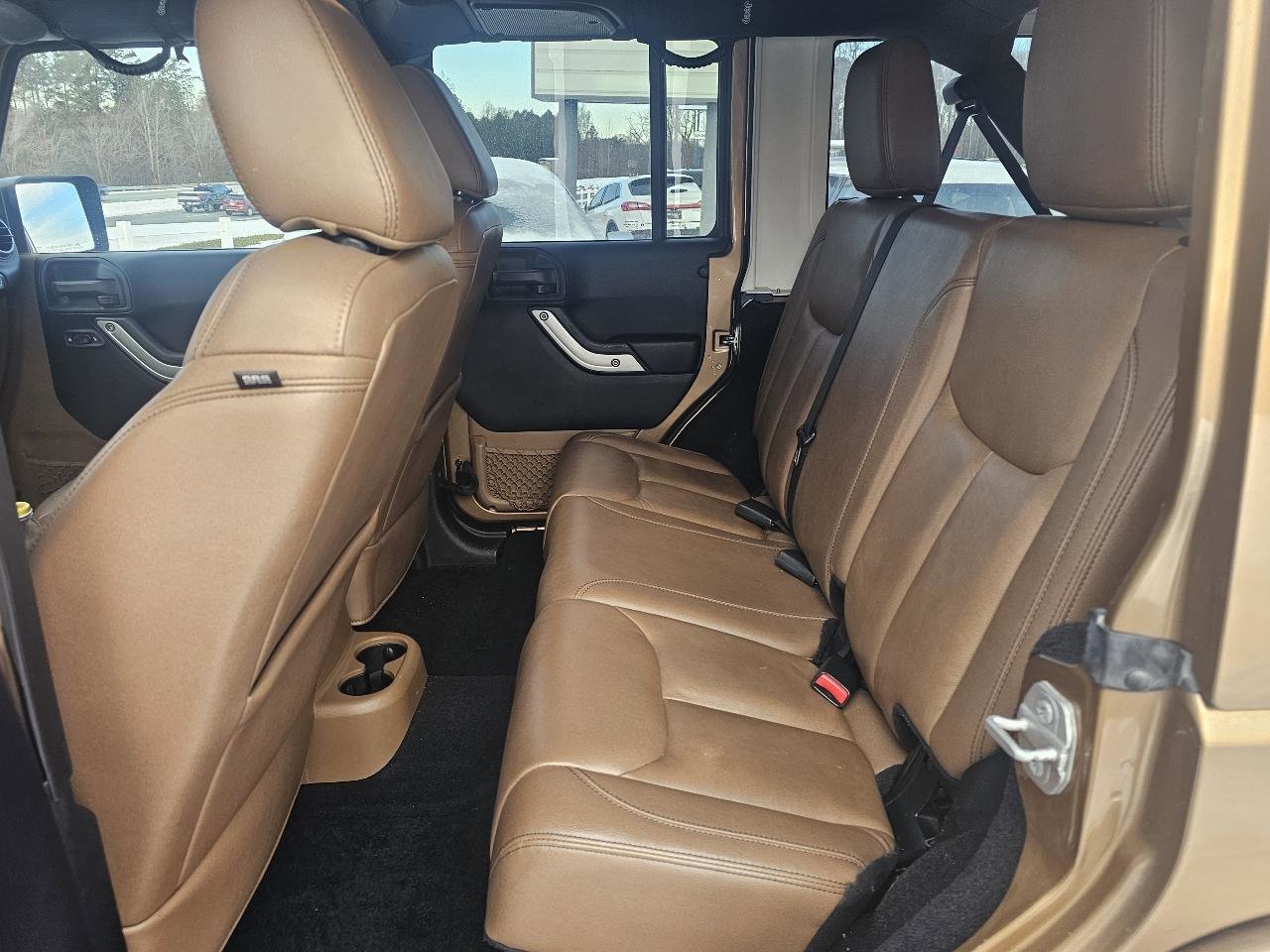 Used 2015 Jeep Wrangler Unlimited Sahara w/ Max Tow Package image 4