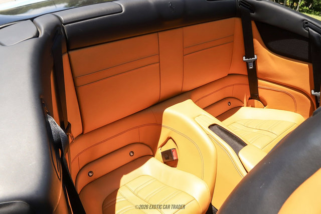 Used 2015 Ferrari California T RWD image 68