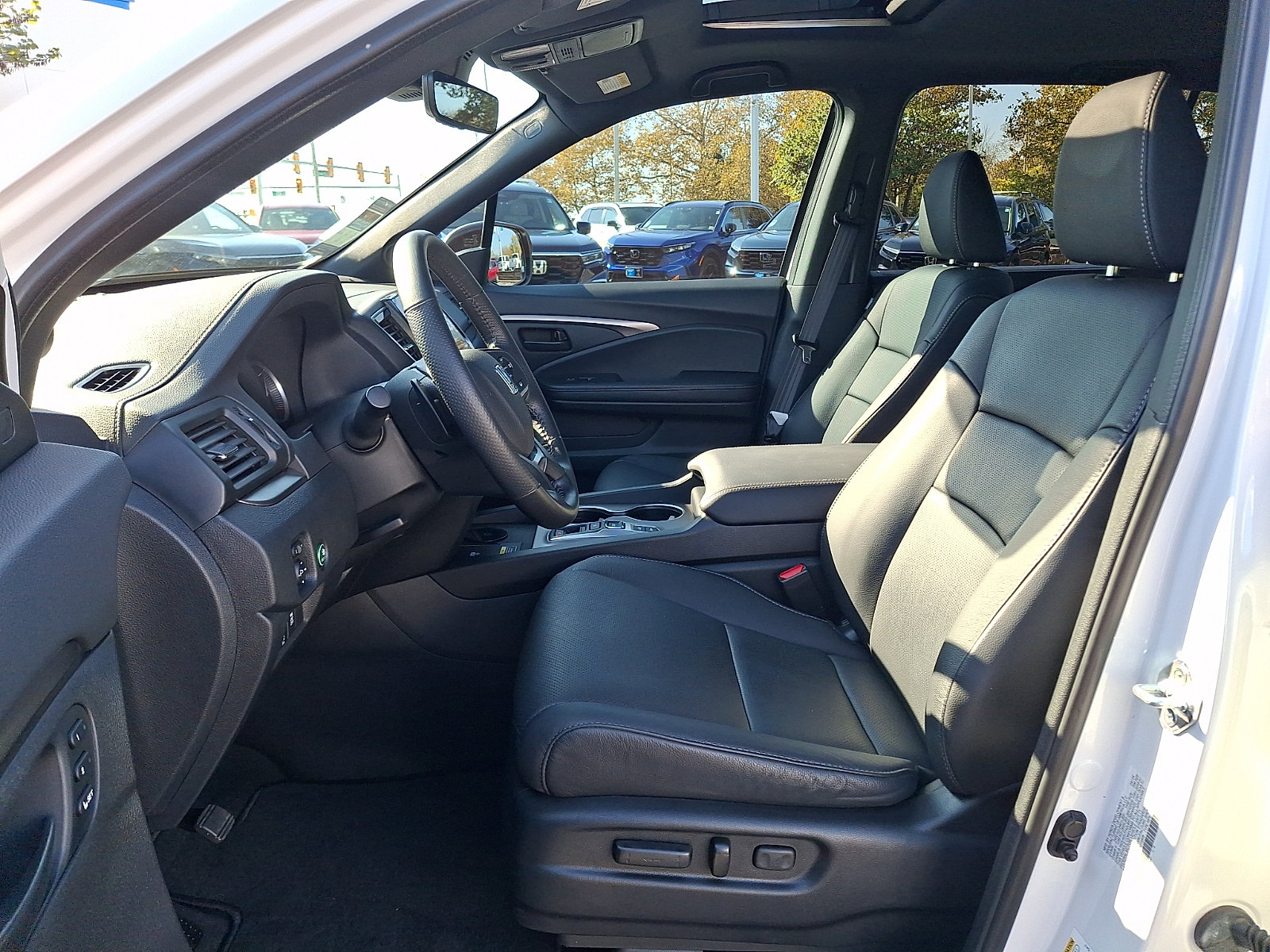 Used 2024 Honda Passport EX-L image 13