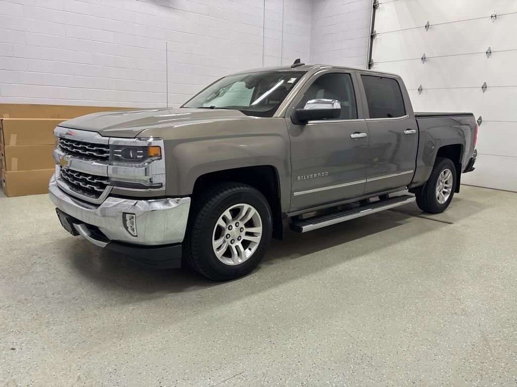 Used 2017 Chevrolet Silverado 1500 LTZ AWD/4WD image 9