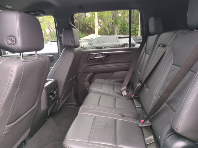 Certified 2025 Chevrolet Suburban LT image 15