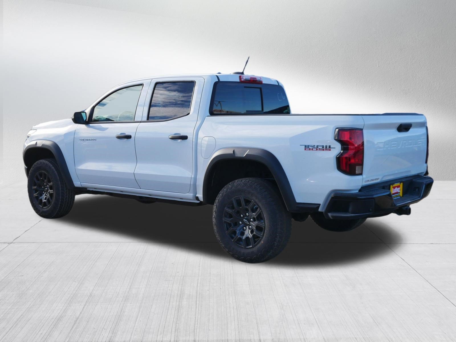 New 2026 Chevrolet Colorado Trail Boss AWD/4WD image 2