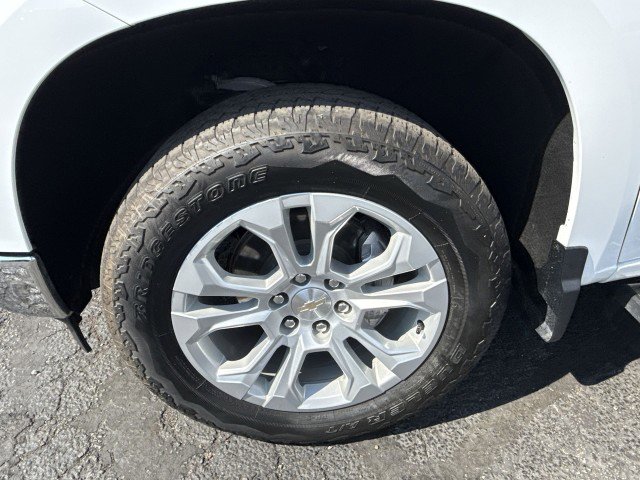 Certified 2023 Chevrolet Silverado 1500 LTZ w/ Z71 Off-Road Package image 18