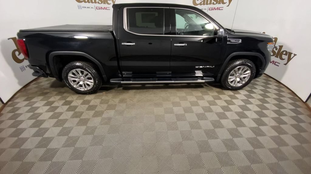 Used 2023 GMC Sierra 1500 Denali AWD/4WD image 9