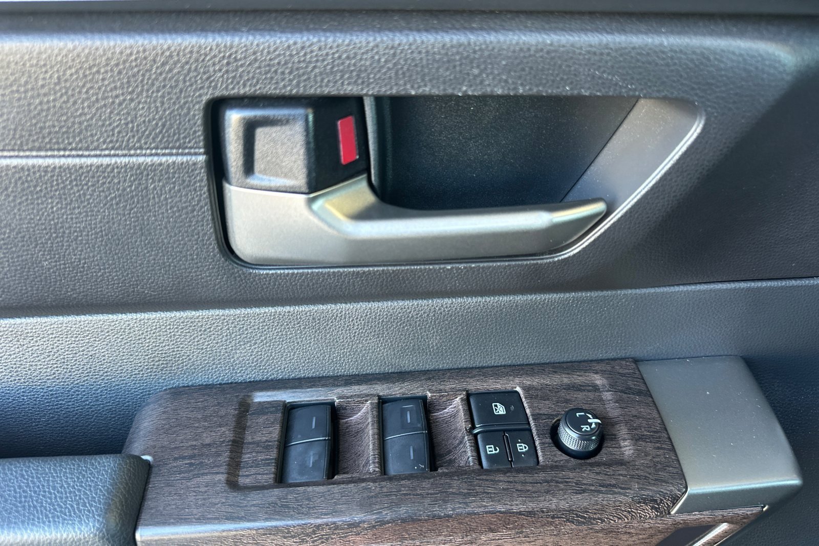 Certified 2025 Toyota Tundra SR5 image 10