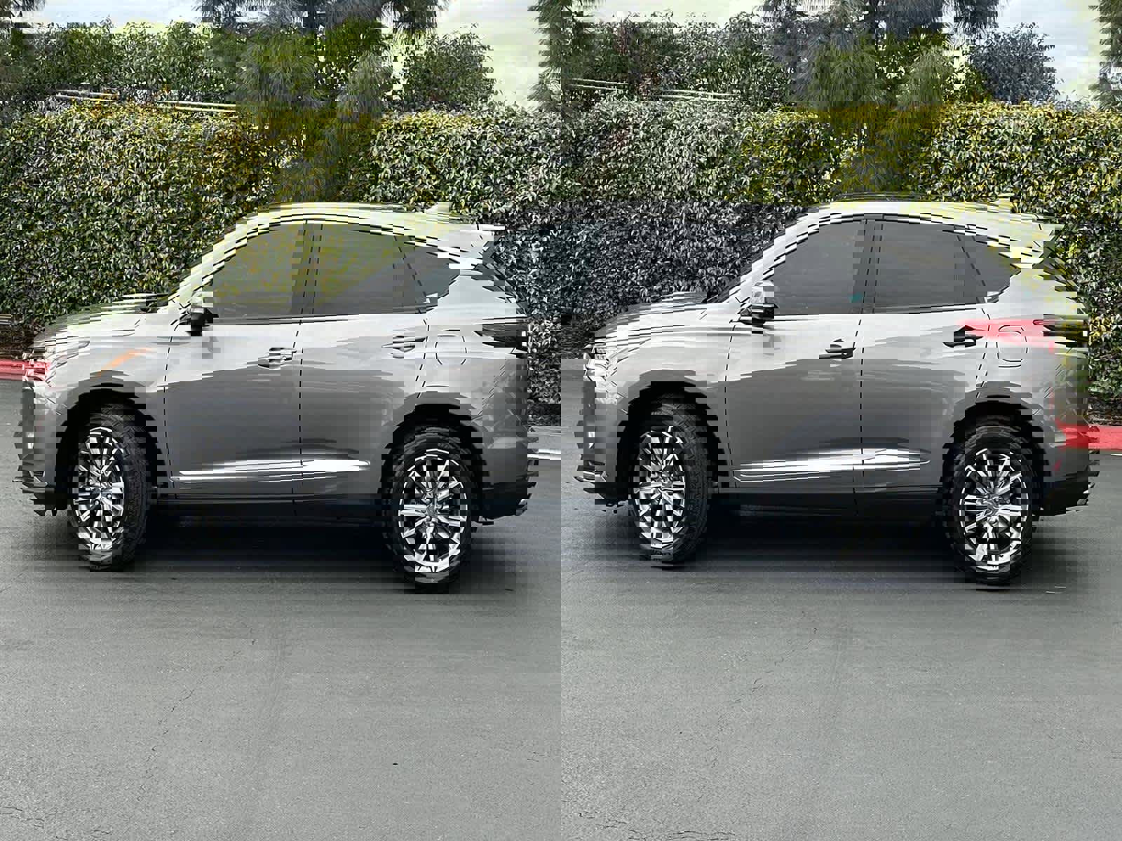 Certified 2024 Acura RDX SH-AWD w/ Technology Package image 3