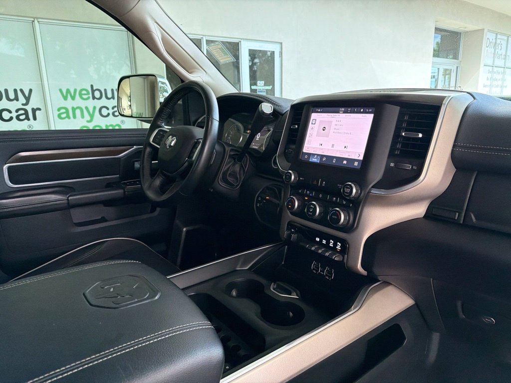 Used 2022 RAM 3500 Laramie AWD/4WD image 26