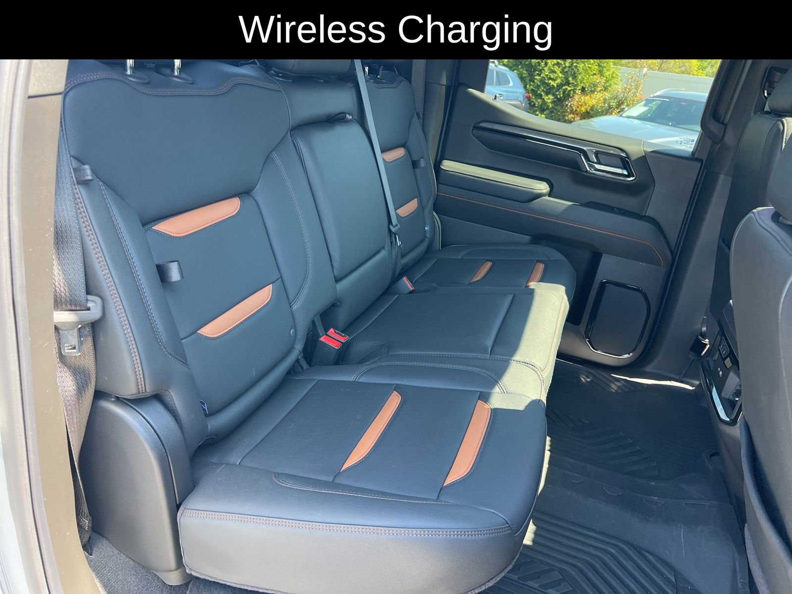 Used 2024 GMC Sierra 1500 AT4 w/ AT4 Preferred Package image 42