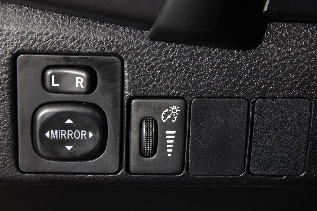 Used 2019 Toyota Corolla SE FWD image 23