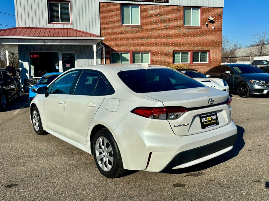 Used 2022 Toyota Corolla LE FWD image 6